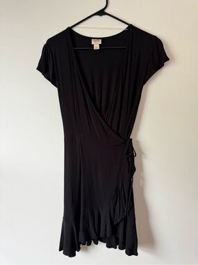 Mossimo Supply Co. Black Wrap Midi Dress